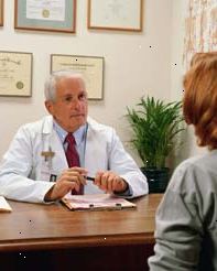 Muchos pacientes encuentran útil hacer una lista de preguntas antes de ver al médico.